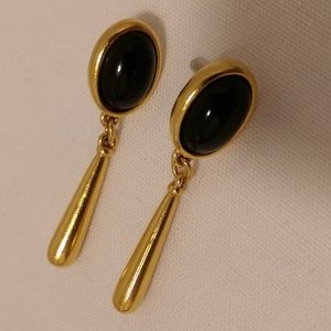 Monet Signed Pre-loved Earrings